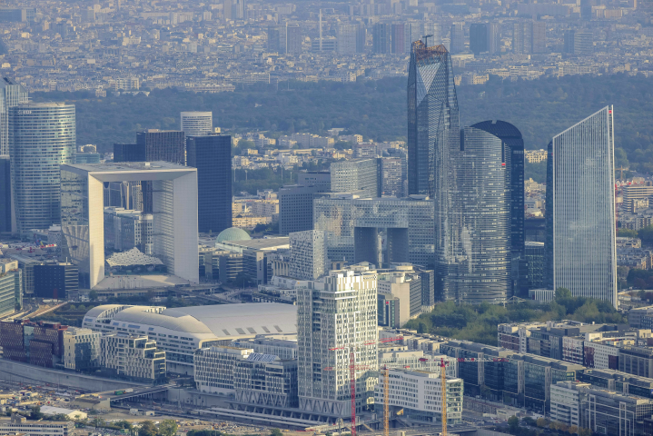 La Defense (Laurent GRANDGUILLOT/REA)