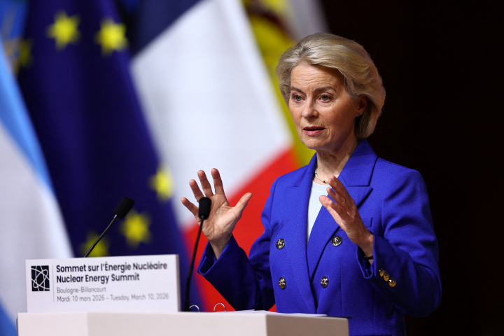 Ursula von der Leyen, présidente de la Commission européenne. photo par ABDUL SABOOR / POOL / AFP