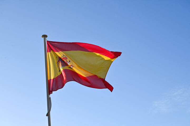 FRANCE-SPANISH-FLAG-PLENEUF-VAL-ANDRE