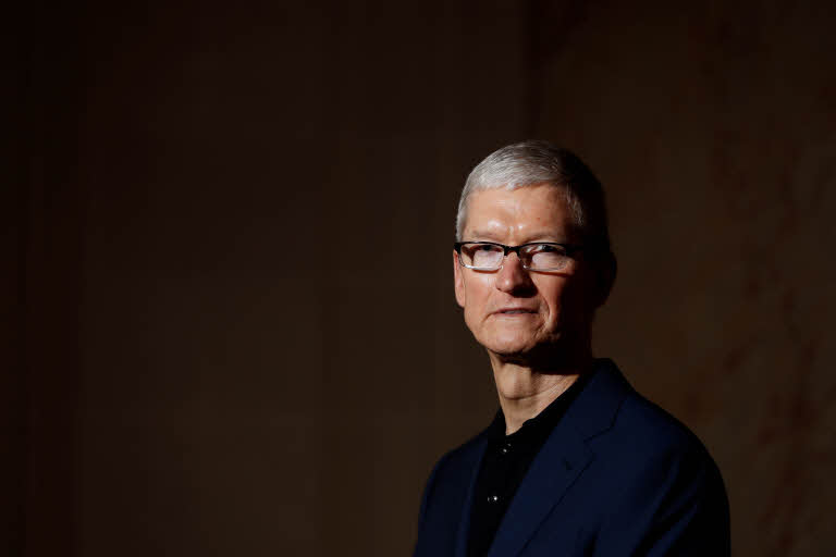 Tim Cook - Apple