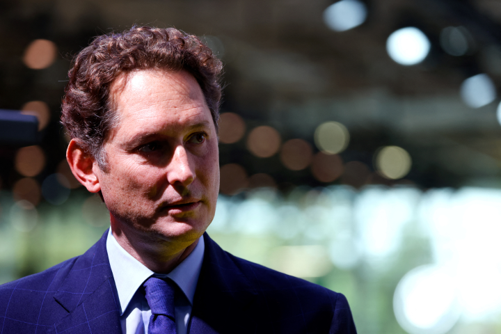 John Elkann, président de Stellantis (Photo by Ludovic MARIN / POOL / AFP)