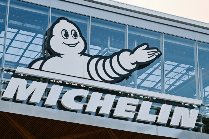 Michelin voit ses ventes reculer de 10 % aux États-Unis au troisième trimestre (Photo by Adrien Fillon / Hans Lucas via AFP)