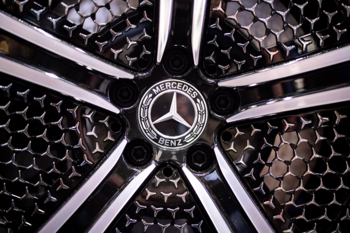 Logo de Mercedes-Benz - MATTHIAS BALK / DPA / dpa Picture-Alliance via AFP